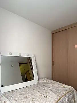 SofiaG  online show from 01-17-25, 02:18