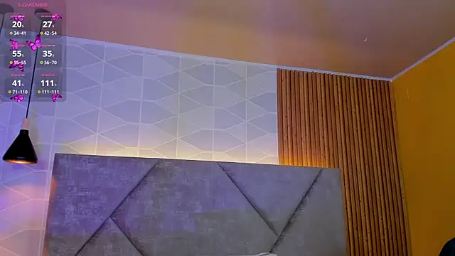 Snapshot of Ada__lee_ chatting on 02-06-25, 11:32 Ada lee online show from 02-06-25, 11:32