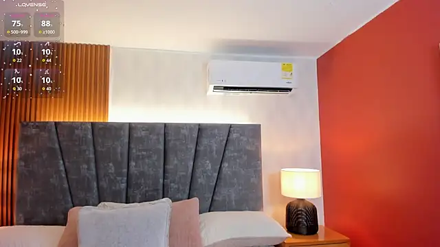 Snapshot of Ada__lee_ chatting on 09-27-25, 01:32 Ada lee online show from 09-27-25, 01:32