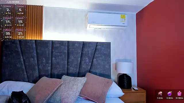 Snapshot of Ada__lee_ chatting on 11-09-25, 01:26 Ada lee online show from 11-09-25, 01:26