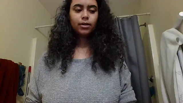 cinnaminnie online show from 01-16-25, 04:39