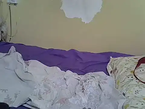 Snapshot of Just_Karu chatting on 03-20-25, 01:15 Just Karu online show from 03-20-25, 01:15