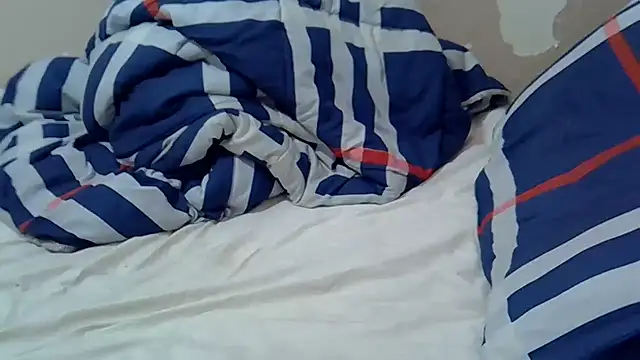 Just Karu online show from 06-12-26, 12:37
