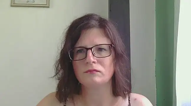 Snapshot of CrimsonMistress chatting on 12-15-24, 12:51 CrimsonMistress online show from 12-15-24, 12:51