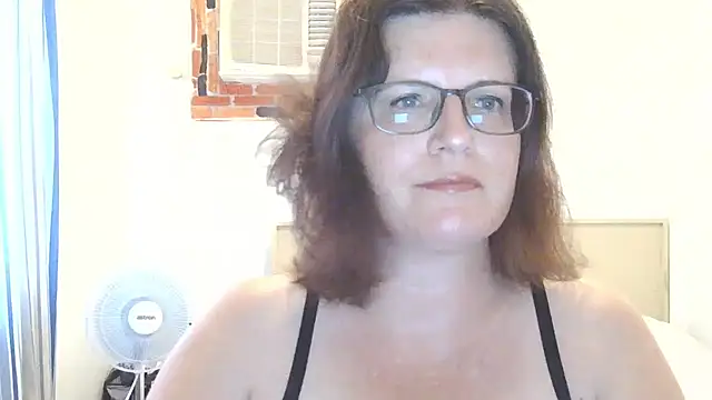 CrimsonMistress online show from 04-07-26, 10:53