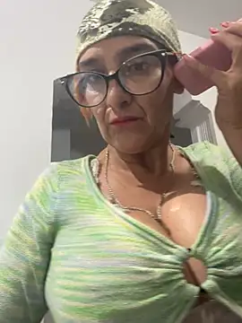 anastasia and jordan online show from 04-25-26, 07:44