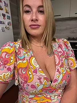 Cute Hot Alice online show from 06-07-26, 08:34