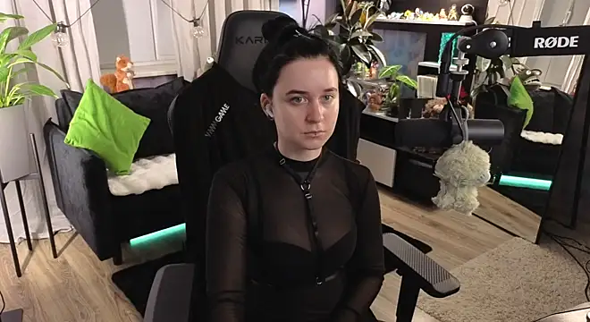 KiraLiLime online show from 04-09-26, 05:29