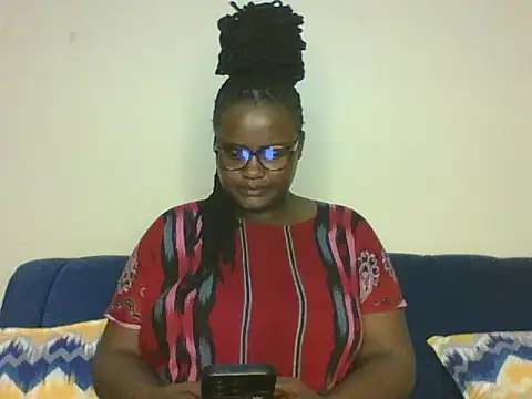 Snapshot of Montel_Montel_ chatting on 02-03-26, 12:53 Montel Montel online show from 02-03-26, 12:53