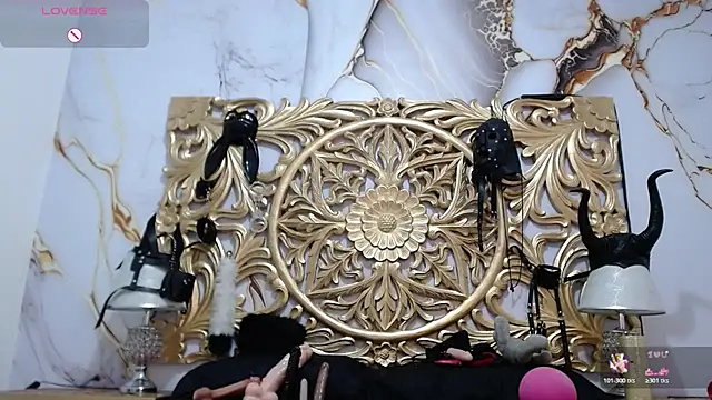 EvaBellucci  online show from 10-22-25, 07:46