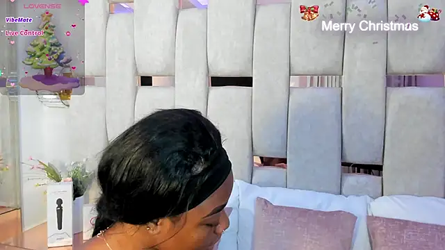 Snapshot of mia_schwarz chatting on 12-11-24, 09:34 mia schwarz online show from 12-11-24, 09:34