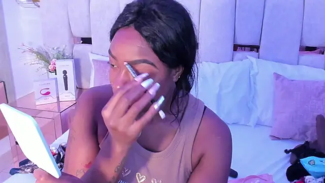 Snapshot of mia_schwarz chatting on 12-18-24, 10:13 mia schwarz online show from 12-18-24, 10:13