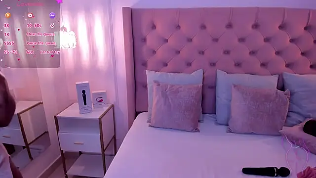 Snapshot of mia_schwarz chatting on 01-15-25, 08:26 mia schwarz online show from 01-15-25, 08:26