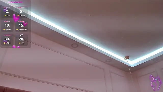 Snapshot of mia_schwarz chatting on 09-12-25, 11:48 mia schwarz online show from 09-12-25, 11:48