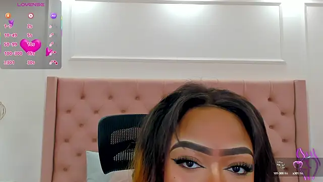 Snapshot of mia_schwarz chatting on 09-13-25, 04:29 mia schwarz online show from 09-13-25, 04:29