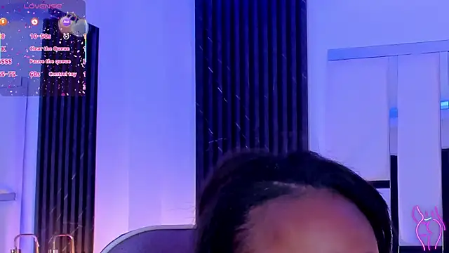 Snapshot of mia_schwarz chatting on 11-17-25, 08:47 mia schwarz online show from 11-17-25, 08:47