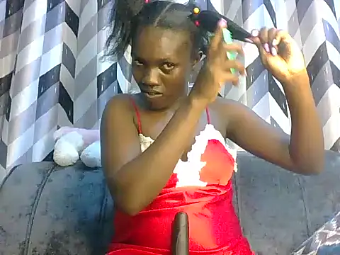 Snapshot of Slimthick900 chatting on 03-04-25, 12:50 Slimthick900 online show from 03-04-25, 12:50