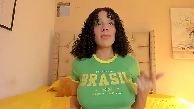 vanesasexyhot21 online show from 02-05-26, 01:43