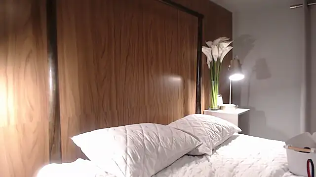 Audrey hotty online show from 12-16-24, 01:53