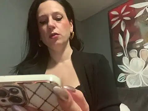 Audrey hotty online show from 01-18-25, 12:35