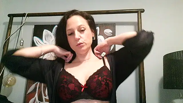 Audrey hotty online show from 04-05-26, 01:03