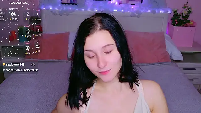 SarahStanley online show from 11-27-25, 04:09