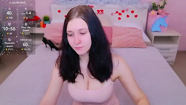 SarahStanley online show from 04-23-26, 04:09