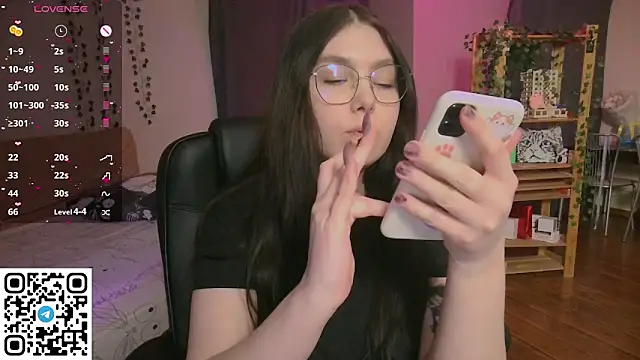 Arizonaa Muse online show from 03-09-26, 01:26