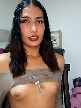 Lanna hott  online show from 03-18-25, 10:37