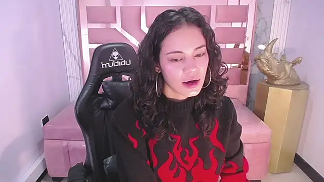 Tyna ch online show from 12-21-24, 04:25