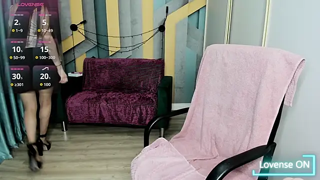 AriaGray online show from 11-20-25, 02:17