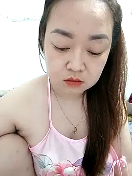 Snapshot of VyOanh2K chatting on 03-14-25, 02:19 VyOanh2K online show from 03-14-25, 02:19