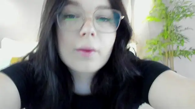 Snapshot of DeniseReese chatting on 07-20-26, 02:59 DeniseReese online show from 07-20-26, 02:59