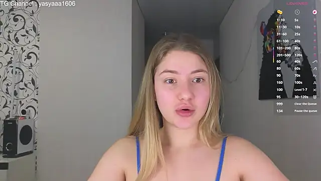 Yassyaaa online show from 11-21-25, 04:33