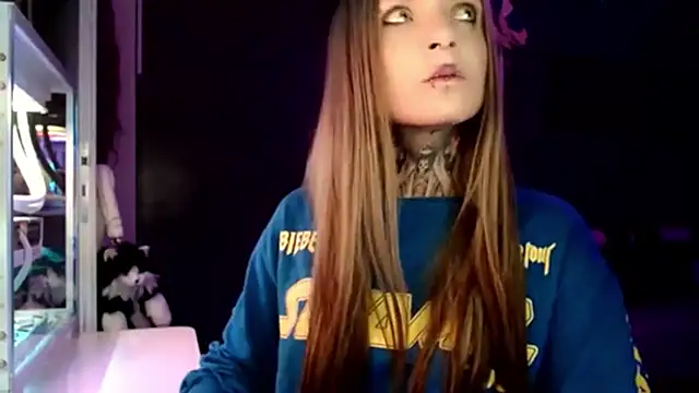 InesGold online show from 02-19-25, 09:14