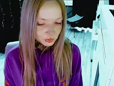 InesGold online show from 09-29-25, 03:17