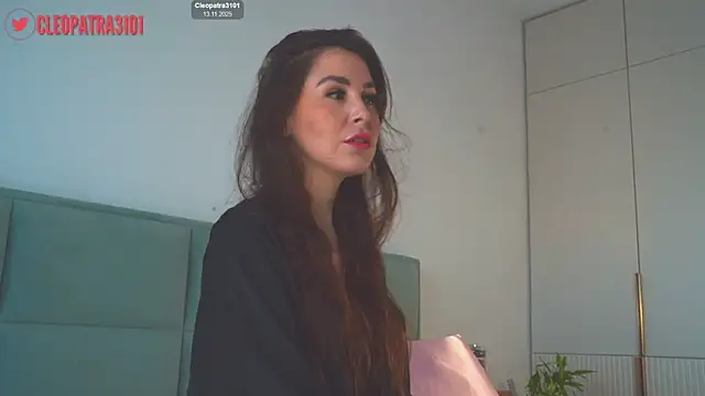 Cleopatra3101 online show from 11-13-25, 10:36