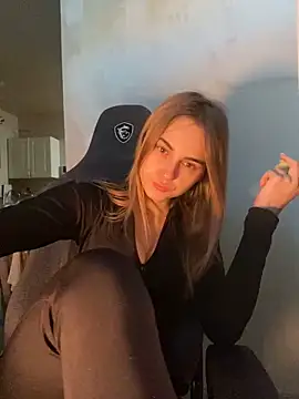 GraceTorrez online show from 01-27-25, 02:02