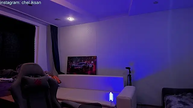 Snapshot of Bruno_Banani chatting on 12-24-24, 01:28 Bruno Banani online show from 12-24-24, 01:28