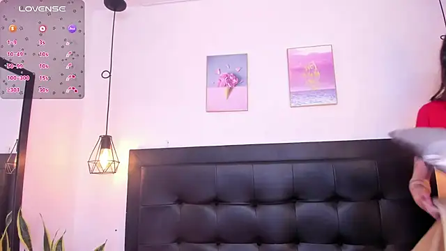 Snapshot of sweet_abby1 chatting on 12-12-24, 12:22 sweet abby1 online show from 12-12-24, 12:22