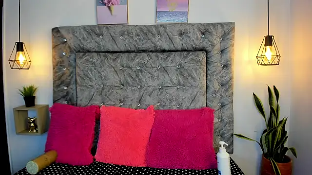 Snapshot of sweet_abby1 chatting on 10-03-25, 12:24 sweet abby1 online show from 10-03-25, 12:24