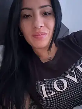 Snapshot of Sara_luna_ chatting on 12-11-24, 05:48 Sara luna  online show from 12-11-24, 05:48