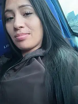 Sara luna  online show from 11-08-25, 08:29