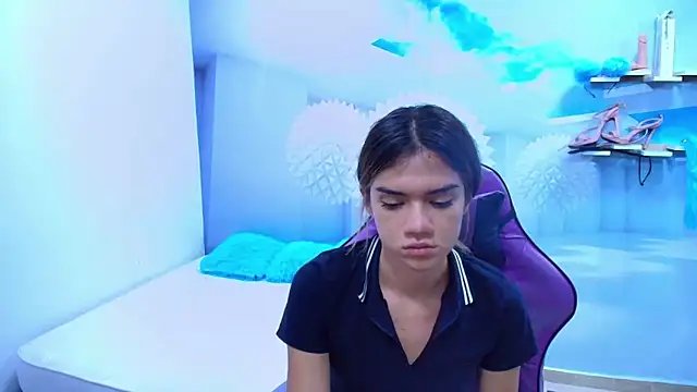 DEMI LEED online show from 04-25-26, 01:41