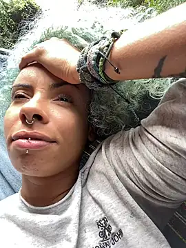 sammoura01 online show from 09-26-25, 03:27