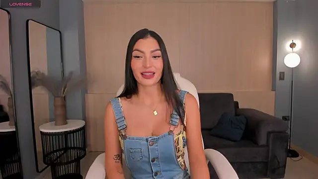 Snapshot of AbbyDalton chatting on 02-17-25, 11:23 AbbyDalton online show from 02-17-25, 11:23