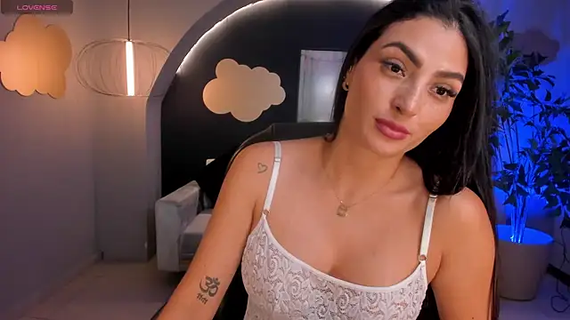 Snapshot of AbbyDalton chatting on 03-17-25, 05:05 AbbyDalton online show from 03-17-25, 05:05