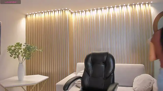 AbbyDalton online show from 04-24-26, 06:43