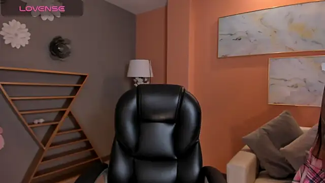 HannahJamesX online show from 02-10-25, 05:41