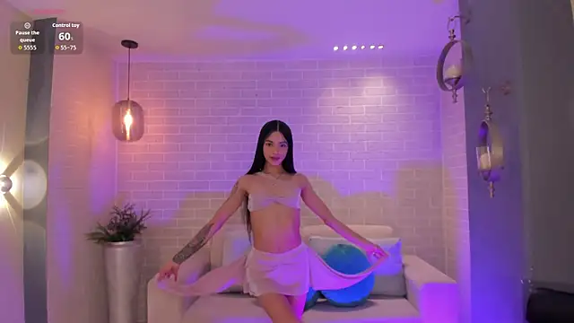 HannahJamesX online show from 12-20-25, 07:21